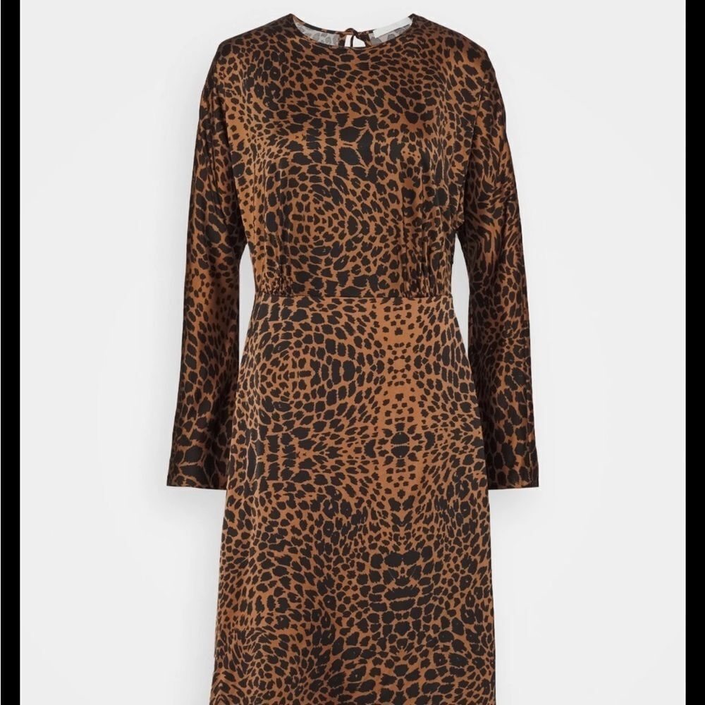 Hugo boss darkea long sleeve animal print dress NWT - Picture 5 of 9